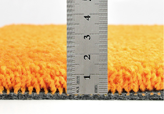 毛足の長いカーペット素材