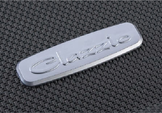 ロゴエンブレム付き